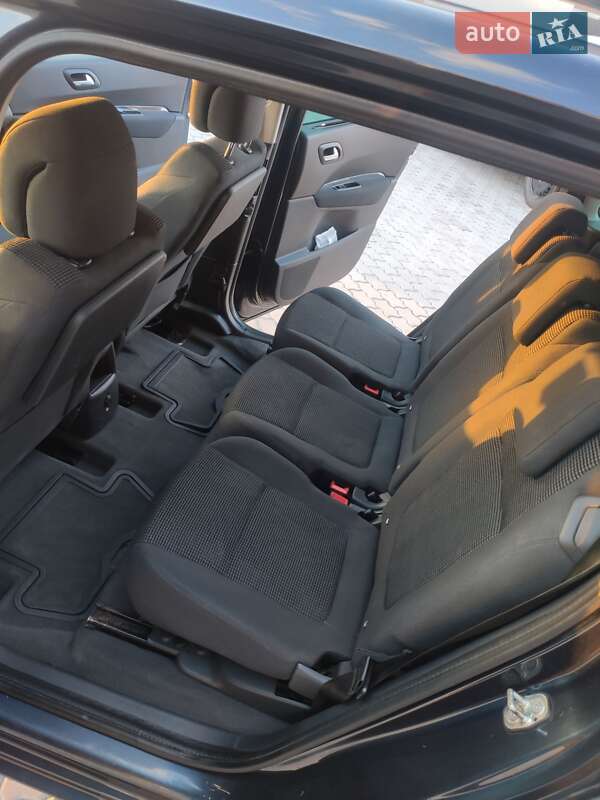 Микровэн Peugeot 5008 2012 в Львове