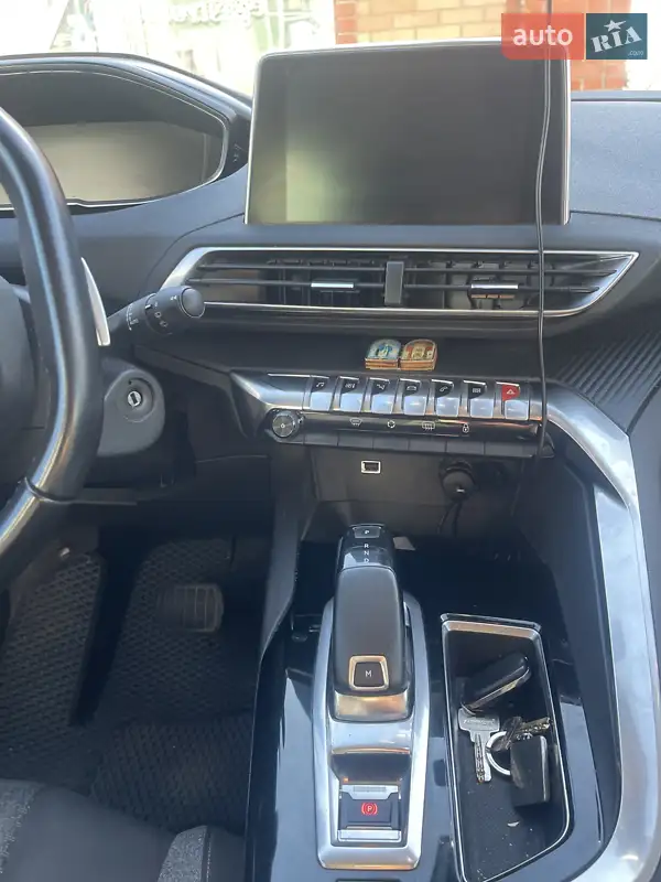 Peugeot 5008 2018