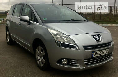 Мікровен Peugeot 5008 2010 в Мені