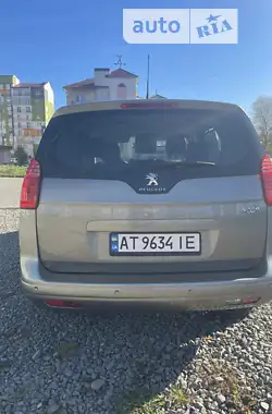 Peugeot 5008 2014