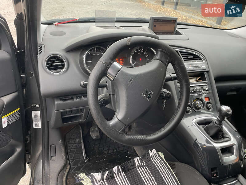 Микровэн Peugeot 5008 2009 в Хотине фото 6 Микровэн Peugeot 5008 2009 в Хотине