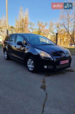 Мікровен Peugeot 5008 2011 в Миколаєві