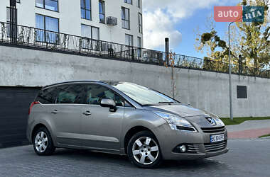 Мікровен Peugeot 5008 2010 в Львові