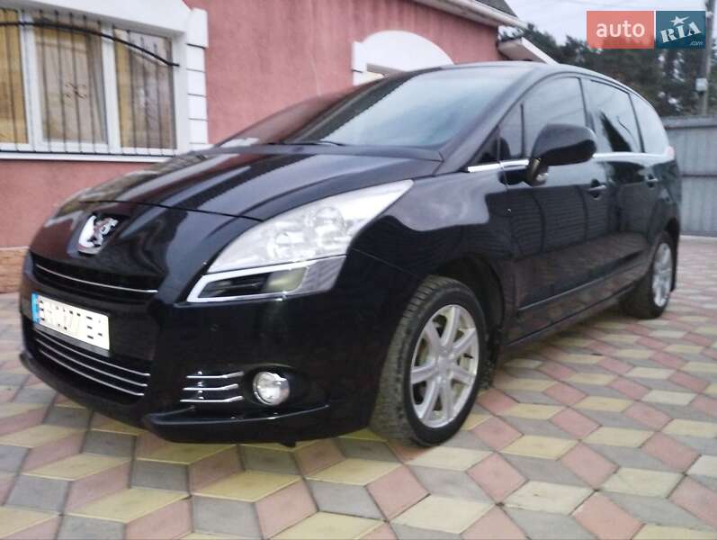 Микровэн Peugeot 5008 2009 в 