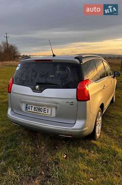 Микровэн Peugeot 5008 2014 в Калуше