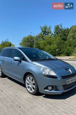 Мікровен Peugeot 5008 2012 в Самборі