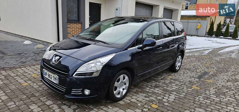 Мікровен Peugeot 5008 2011 в Коломиї