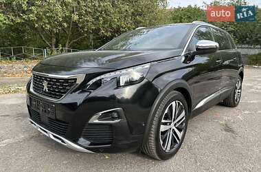 Внедорожник / Кроссовер Peugeot 5008 2018 в Дубно