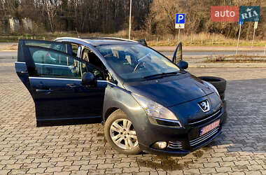 Мікровен Peugeot 5008 2012 в 