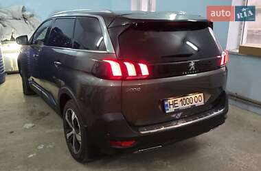 Позашляховик / Кросовер Peugeot 5008 2019 в Миколаєві