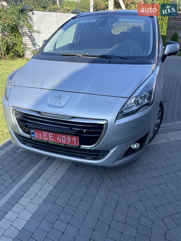 Мікровен Peugeot 5008 2014 в Луцьку