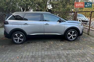 Позашляховик / Кросовер Peugeot 5008 2019 в Луцьку