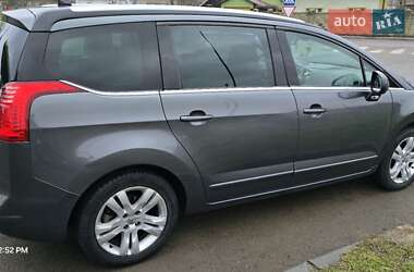 Мікровен Peugeot 5008 2010 в Острозі