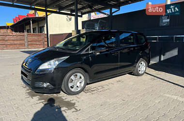 Мікровен Peugeot 5008 2011 в Чернівцях