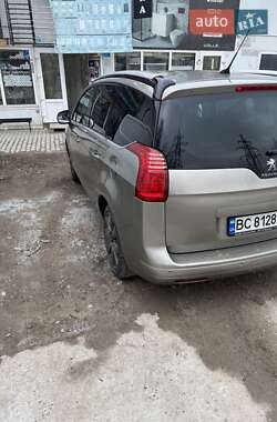 Микровэн Peugeot 5008 2015 в Львове