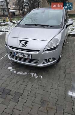 Мікровен Peugeot 5008 2011 в Коломиї