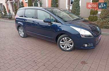 Мікровен Peugeot 5008 2010 в Стрию