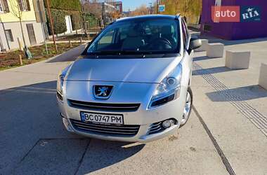 Микровэн Peugeot 5008 2013 в Львове