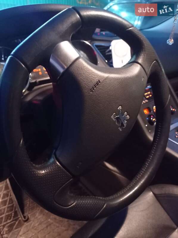 Микровэн Peugeot 5008 2011 в Белой Церкви