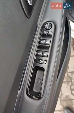 Микровэн Peugeot 5008 2011 в 