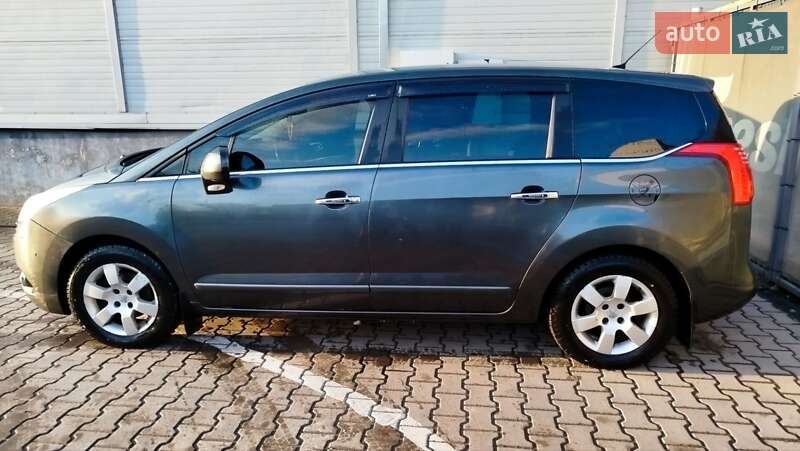 Микровэн Peugeot 5008 2012 в Житомире