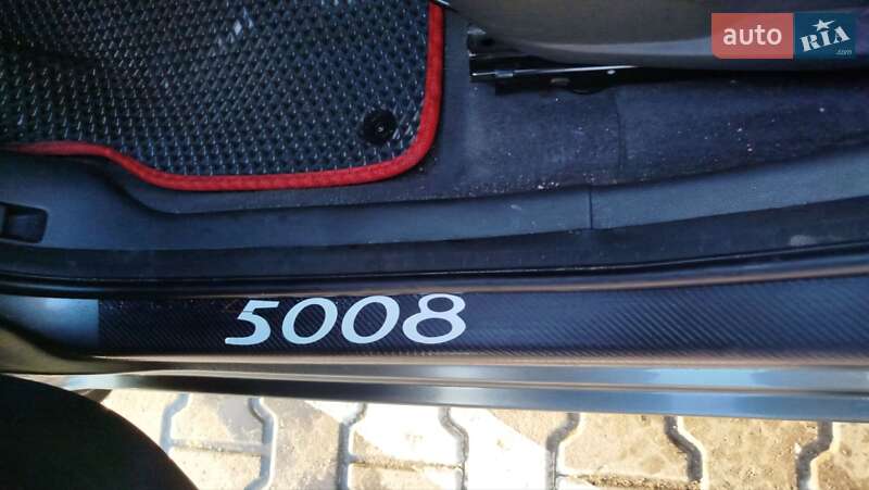 Микровэн Peugeot 5008 2012 в Житомире