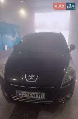 Микровэн Peugeot 5008 2010 в Львове