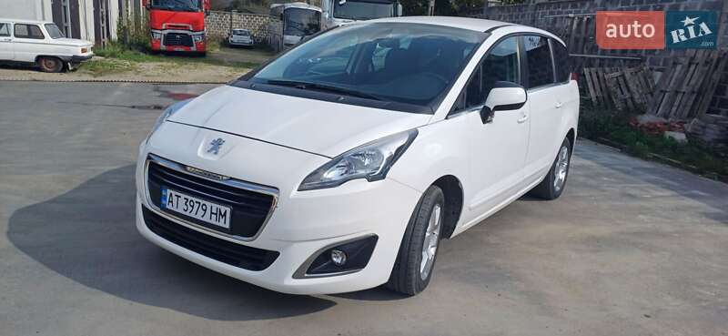 Микровэн Peugeot 5008 2016 в 