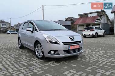 Мікровен Peugeot 5008 2011 в Золочеві