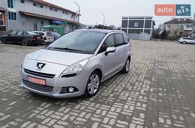 Мікровен Peugeot 5008 2011 в Золочеві