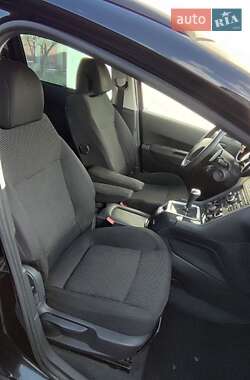 Мікровен Peugeot 5008 2010 в Львові