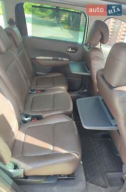 Мікровен Peugeot 5008 2012 в 