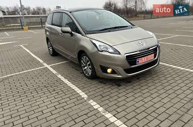 Мікровен Peugeot 5008 2014 в Червонограді