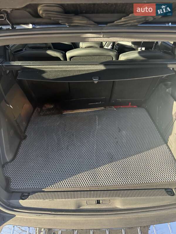 Позашляховик / Кросовер Peugeot 5008 2018 в Винниках