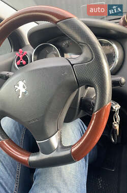 Микровэн Peugeot 5008 2009 в 