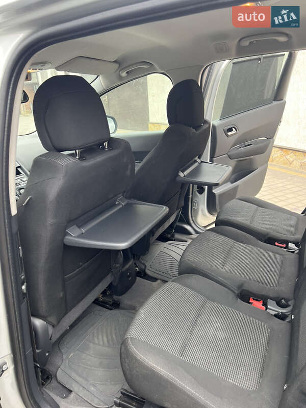 Мікровен Peugeot 5008 2010 в Вінниці