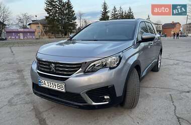 Позашляховик / Кросовер Peugeot 5008 2017 в Умані