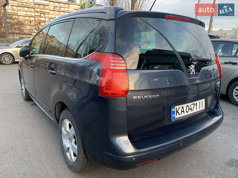 Микровэн Peugeot 5008 2012 в Киеве