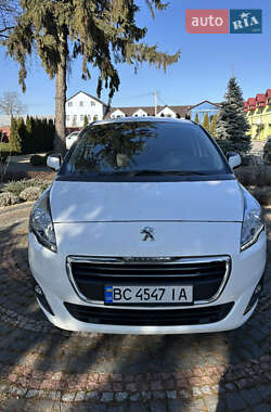 Микровэн Peugeot 5008 2015 в Львове