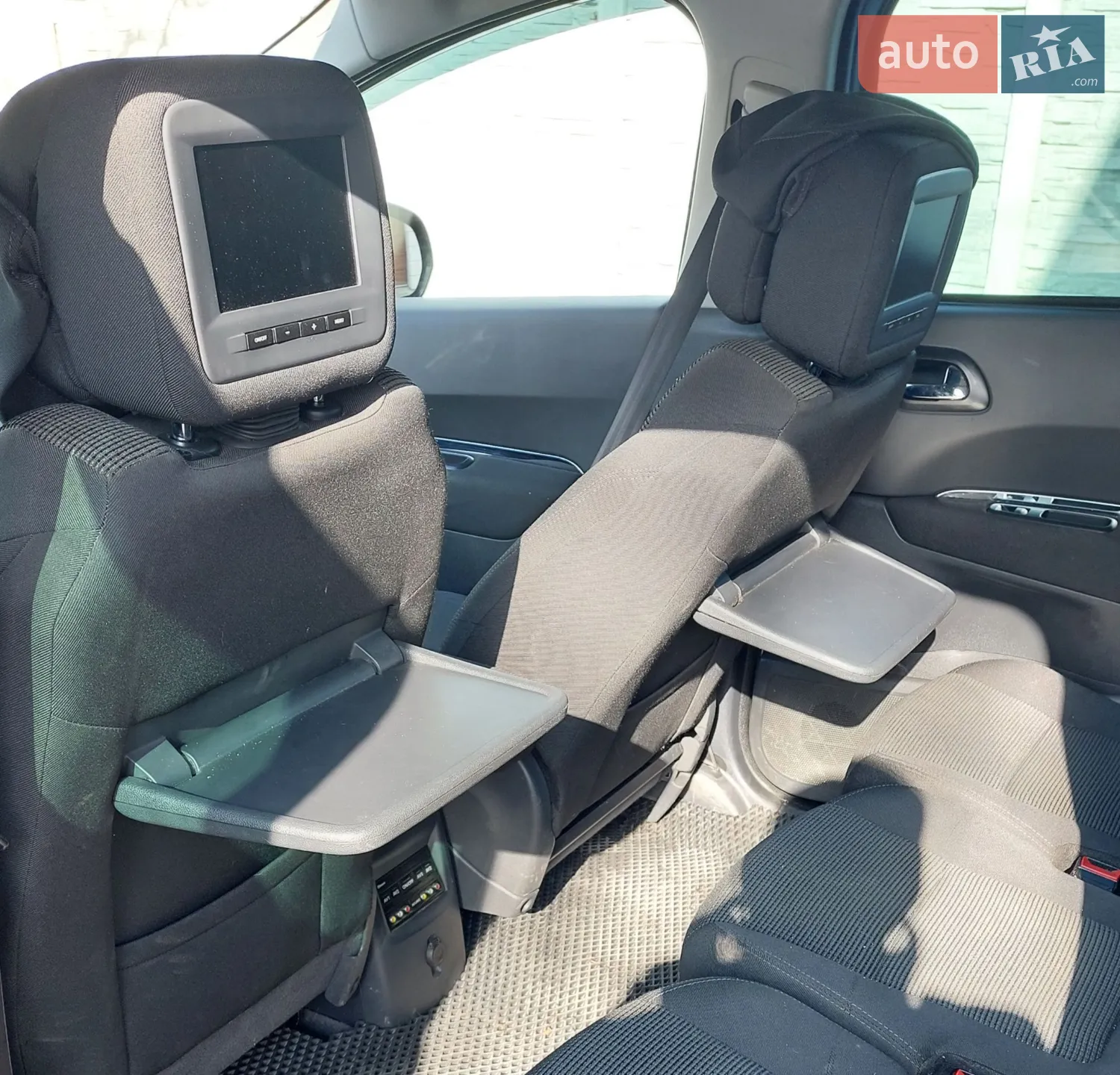 2011 Peugeot 5008 - мініатюра 7