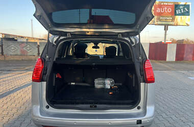 Микровэн Peugeot 5008 2012 в 