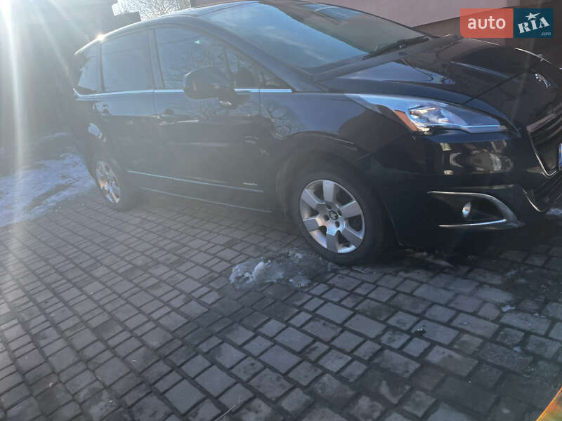 Мікровен Peugeot 5008 2015 в Тернополі