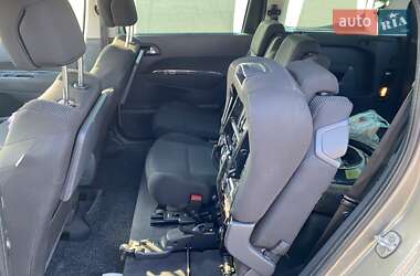 Мікровен Peugeot 5008 2011 в 