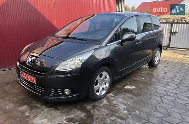 Мікровен Peugeot 5008 2010 в Радивиліві