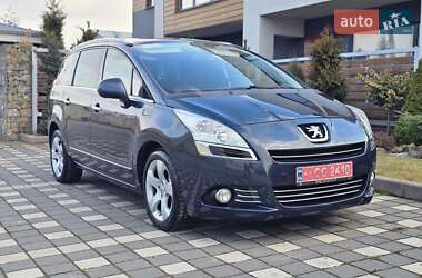 Мікровен Peugeot 5008 2012 в Стрию