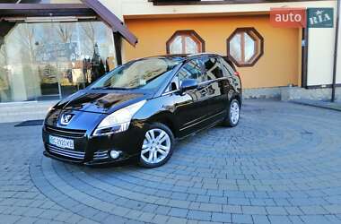 Микровэн Peugeot 5008 2010 в Львове