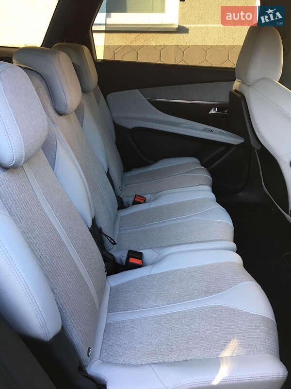 Позашляховик / Кросовер Peugeot 5008 2018 в Бродах фото 21 Позашляховик / Кросовер Peugeot 5008 2018 в Бродах