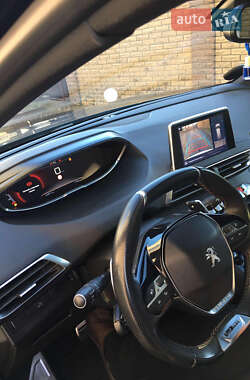 Позашляховик / Кросовер Peugeot 5008 2018 в Бродах