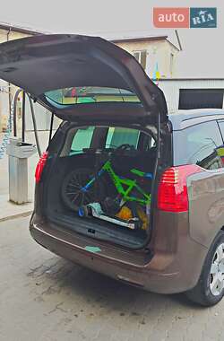 Микровэн Peugeot 5008 2014 в 
