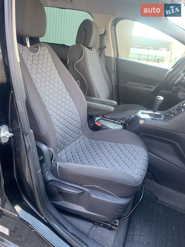 Микровэн Peugeot 5008 2012 в Тернополе